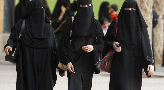 El insuficiente paso adelante para las mujeres en Arabia Saudí